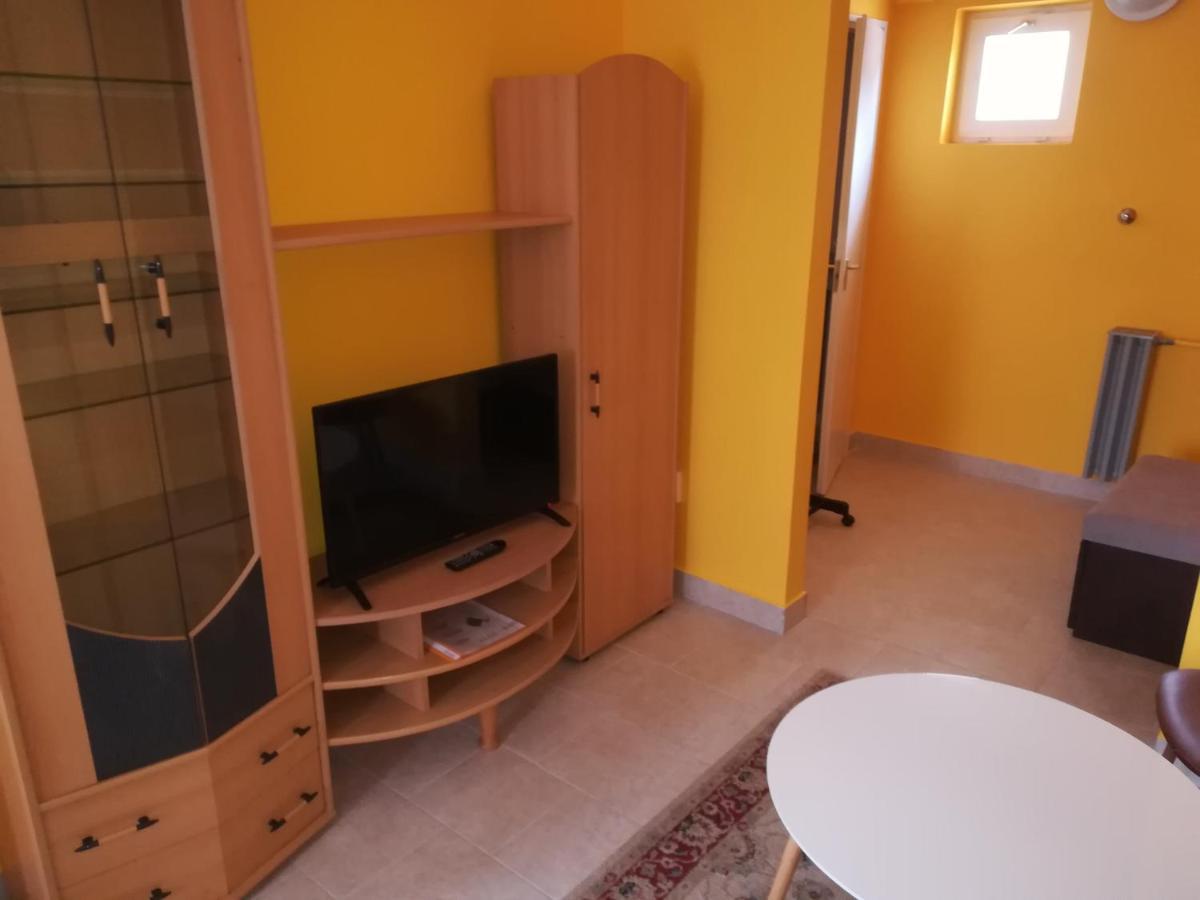 Tarr Apartmanok, Tímea Haus Keszthely Bagian luar foto